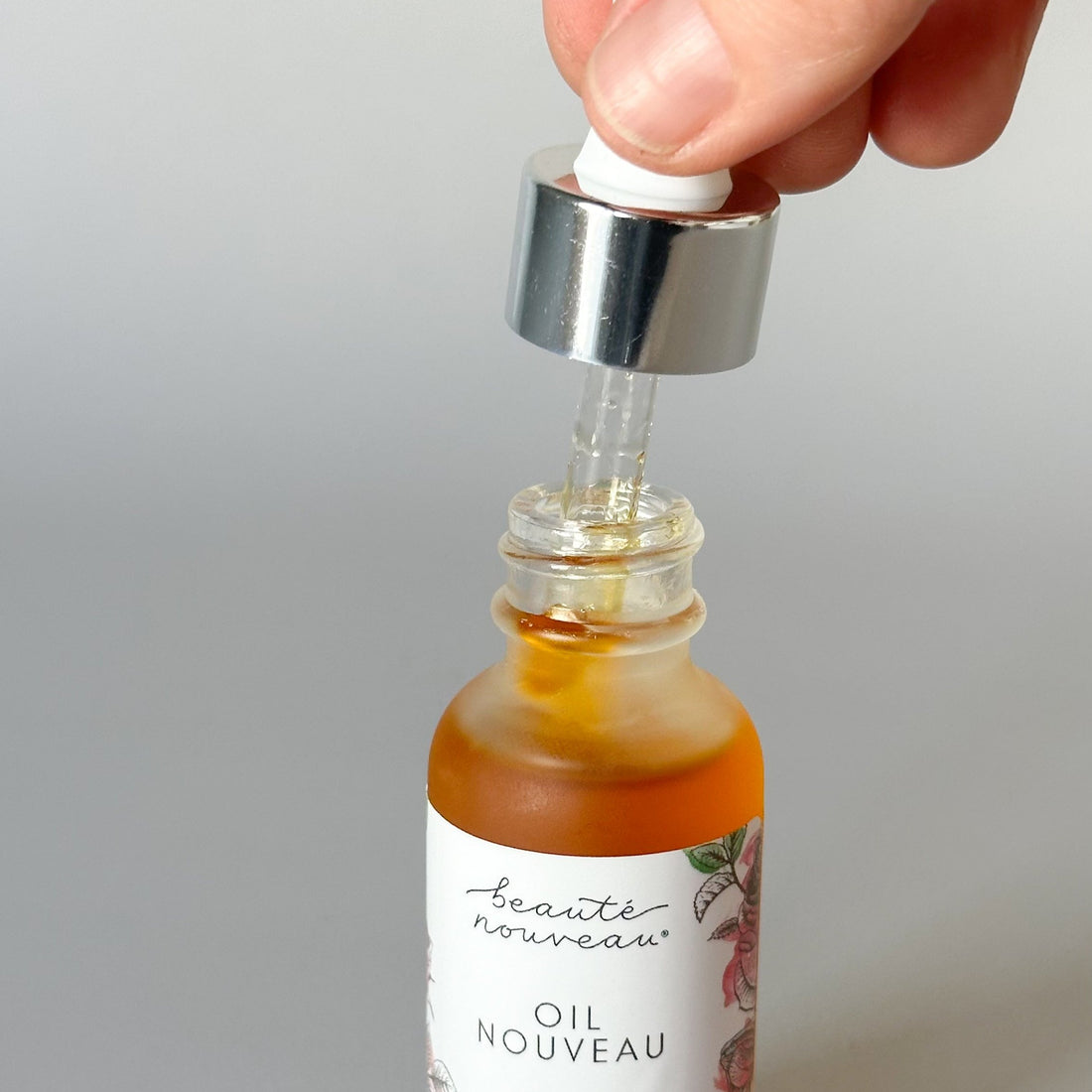Oil Nouveau AntiAging Facia Oil